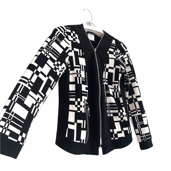 Gorgeous Bali Corp zip up Top/ light jacket - Picture 7 of 16